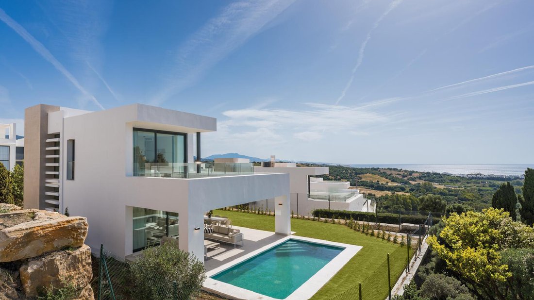 Villa in Estepona, Andalusien, Spanien 1 - 18805722