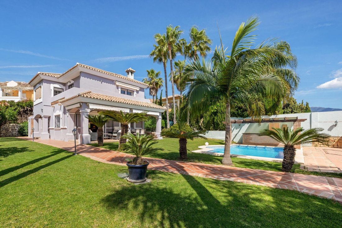 Villa en Estepona, Andalucía, España 3 - 18805660