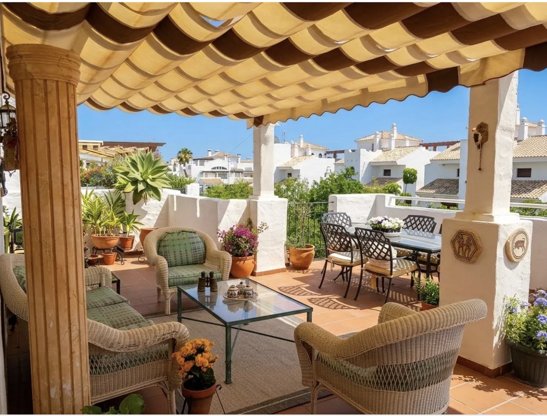 Penthouse en San Pedro Alcántara, Andalucía, España 2 - 18805658