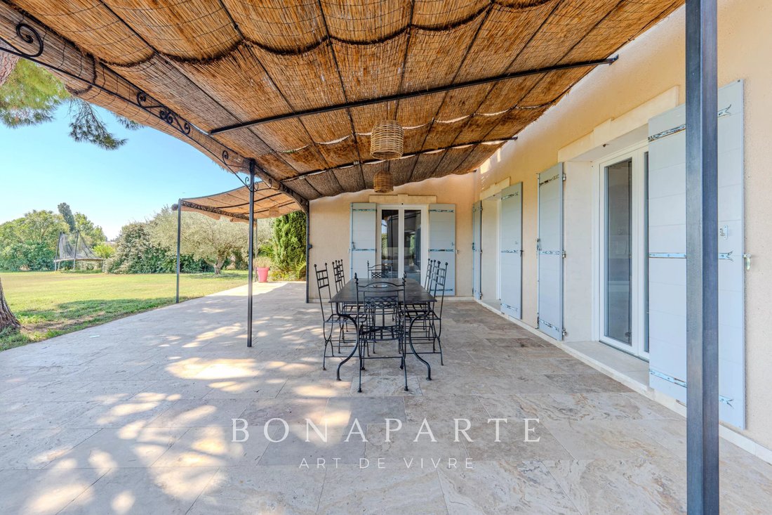 House in Châteaurenard, Provence-Alpes-Côte d'Azur, France 1 - 18805611