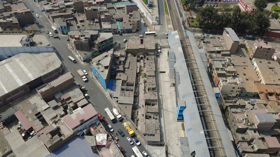 Terreno en San Juan de Miraflores, Municipalidad Metropolitana de Lima, Perú 3 - 18805691