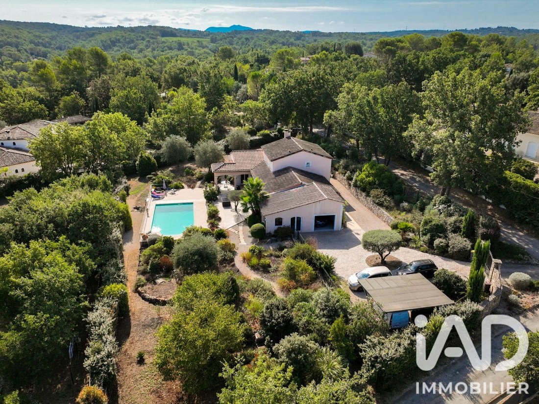 House in Saint-Paul-en-Forêt, Provence-Alpes-Côte d'Azur, France 2 - 18806824