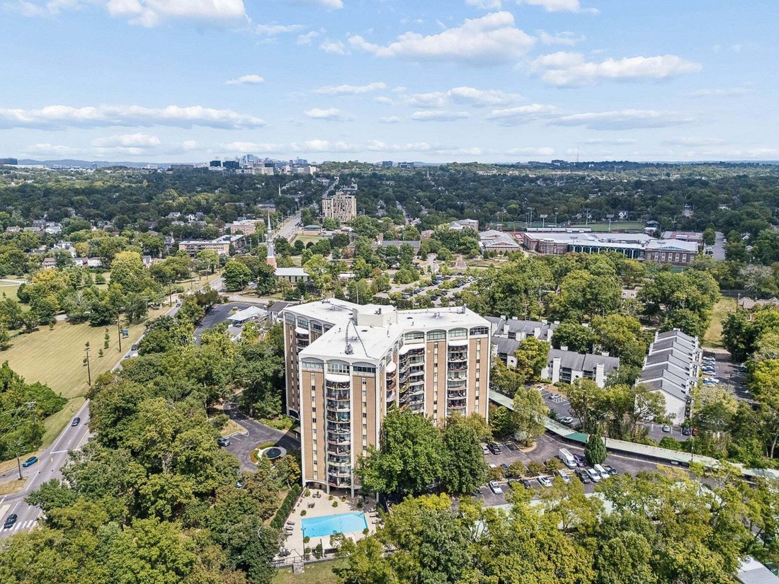 Condo in Nashville, Tennessee, United States 1 - 18806069