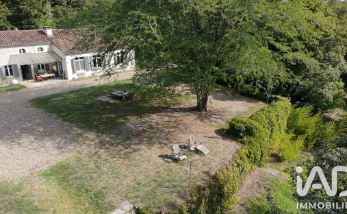 House in Barbaste, Nouvelle-Aquitaine, France 1