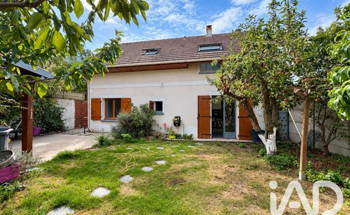 Casa en Champigny-sur-Marne, Isla de Francia, Francia 1