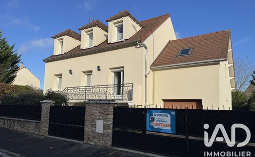Casa a Mairie, Santa Genoveffa dei Boschi, Francia 1