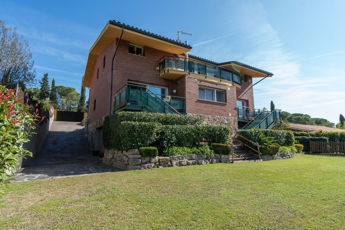 Townhouse in Sant Vicenc de Montalt, Catalonia, Spain 3 - 17478143