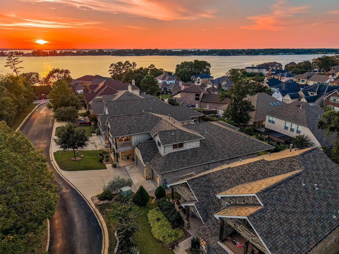House in Conroe, Texas, United States 5 - 18802539