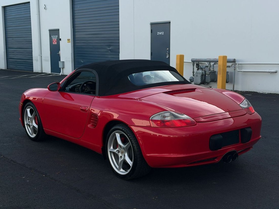 Cabriolet in Kent, WA, United States 3 - 18805785