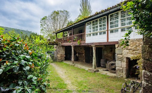 Country House in Vedra, Galicia, Spain 1