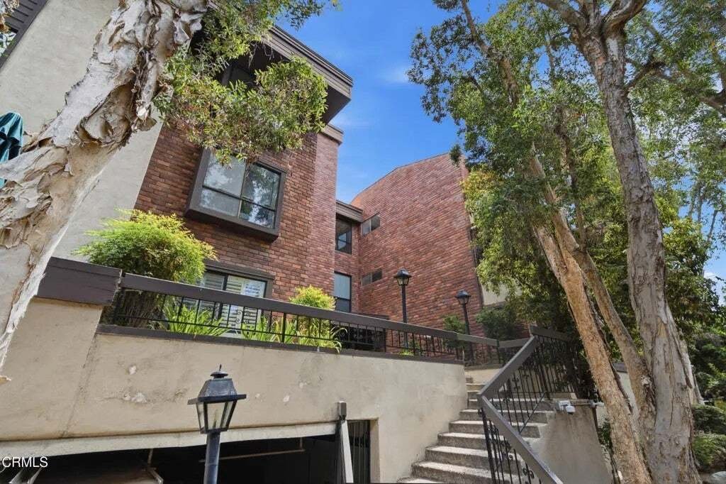 Condo in Altadena, California, United States 3 - 18805941