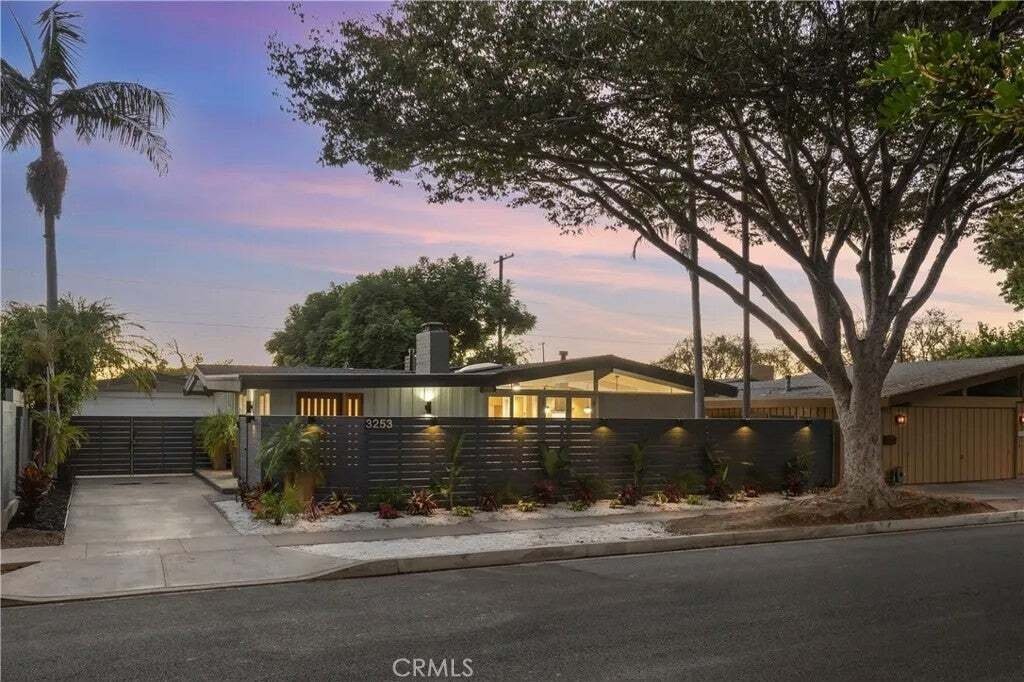 Casa a Signal Hill, California, Stati Uniti 2 - 18805967