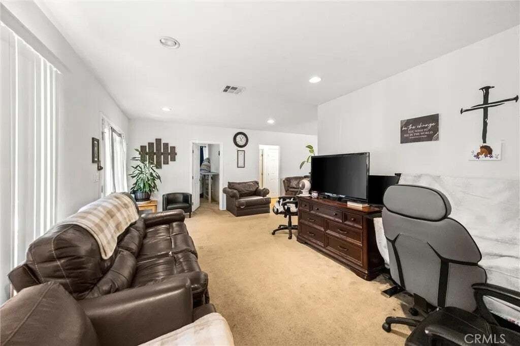 Townhouse in La Verne, California, United States 4 - 18591981