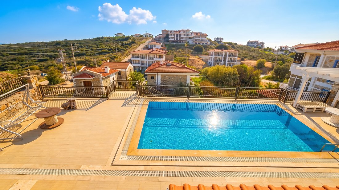 Villa à Datça, Muğla, Turquie 2 - 18805792