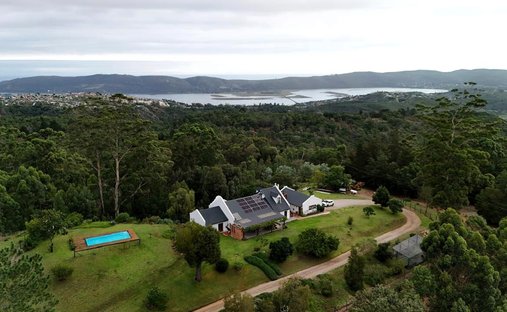 Farm Ranch in Rheenendal, Western Cape, South Africa 1