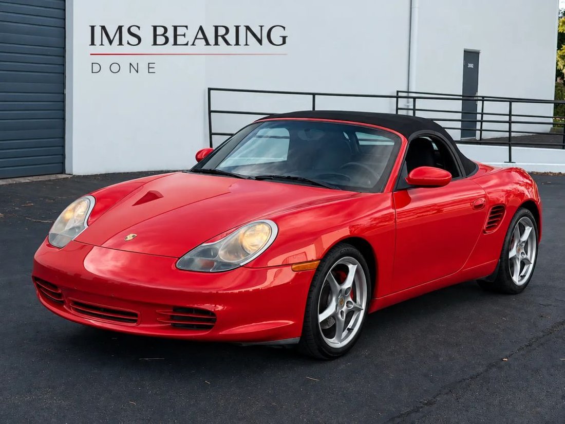 Cabriolet in Kent, WA, United States 1 - 18805785