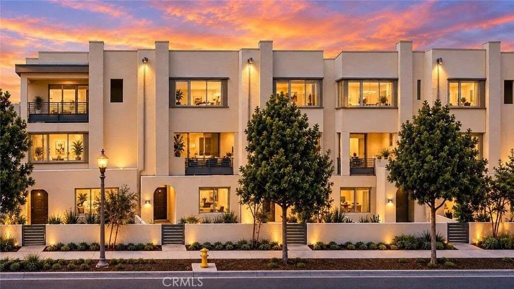 Condominio a Irvine, California, Stati Uniti 1 - 18806014