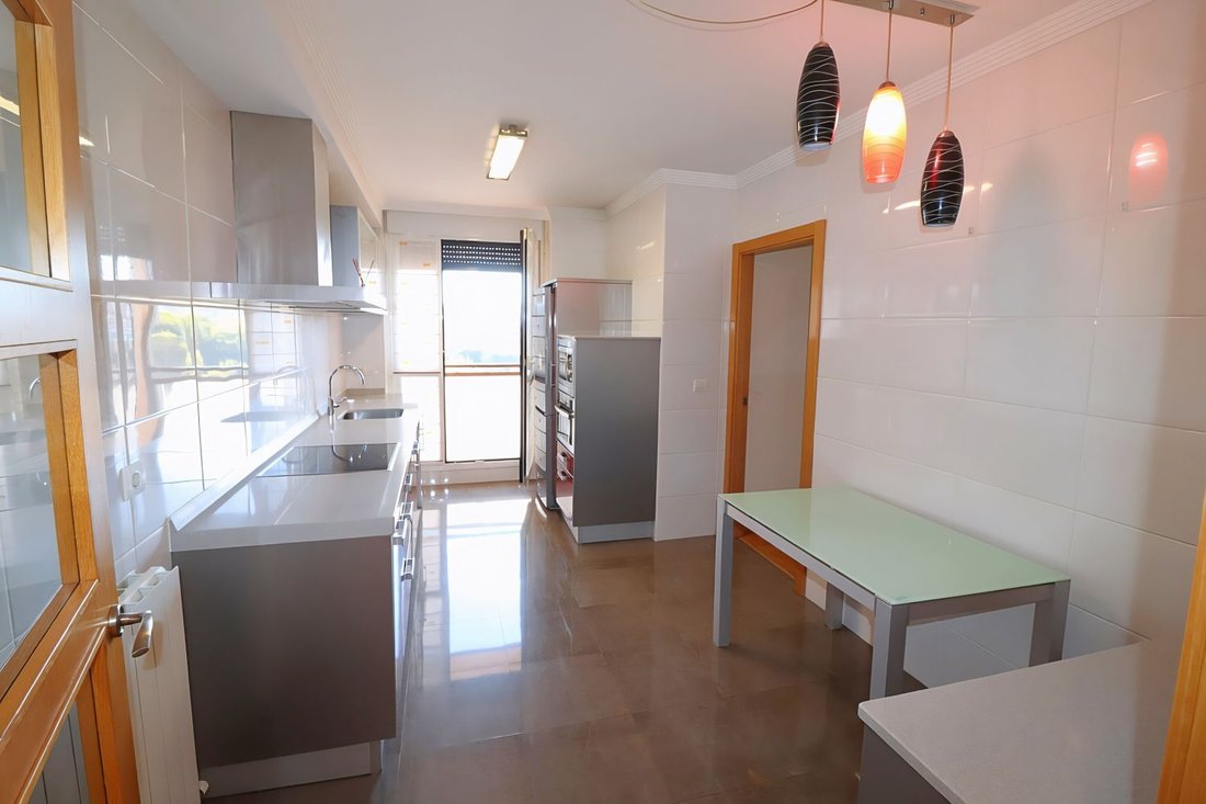 Wohnung in Vitoria-Gasteiz, Autonome Gemeinschaft Baskenland, Spanien 2 - 18806216