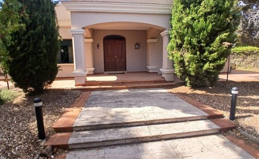 Chalet en Valdepeñas, Castilla-La Mancha, España 1