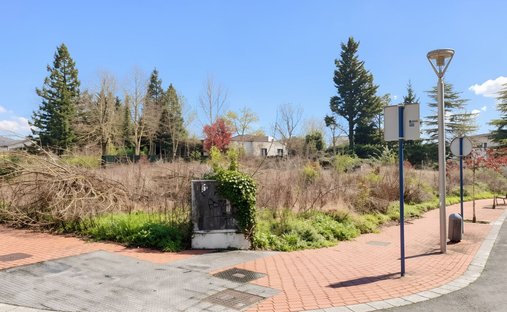 Terreno en Vitoria-Gasteiz, País Vasco, España 1