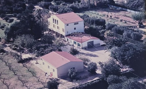 Farm Ranch in Vila-seca, Catalonia, Spain 1