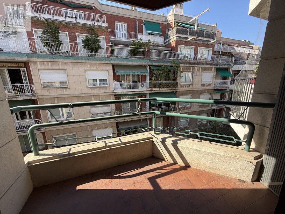 Apartment in Sarrià-Sant Gervasi, Barcelona, Spain 4 - 18806173