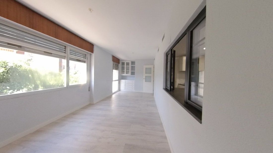 Apartment in Los Remedios, Seville, Spain 5 - 18806201