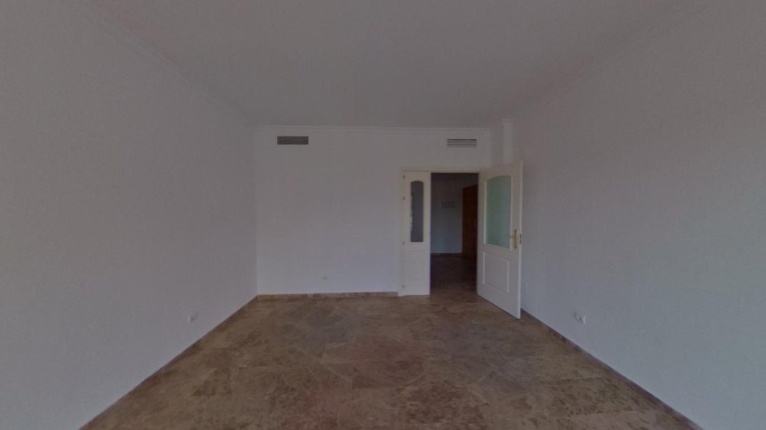 Apartamento en San Pedro Alcántara, Andalucía, España 5 - 18806184