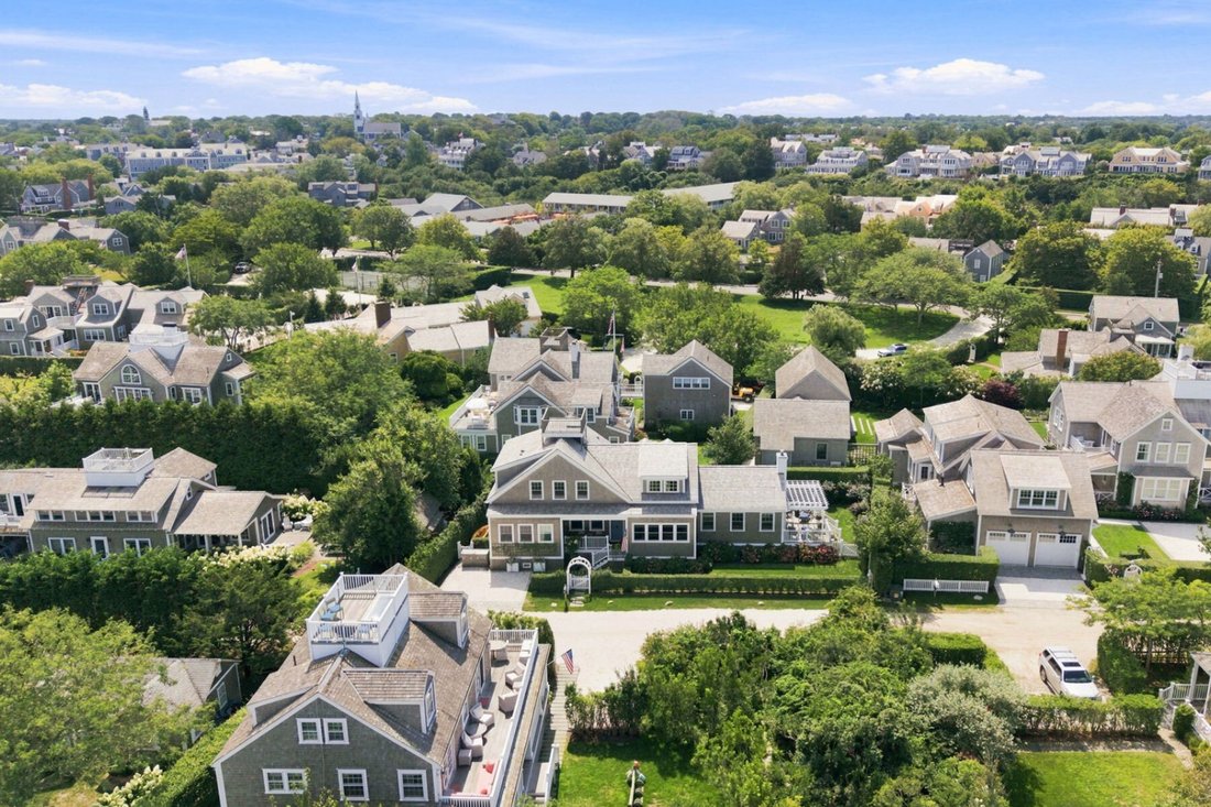 House in Nantucket, Massachusetts, United States 2 - 18806309