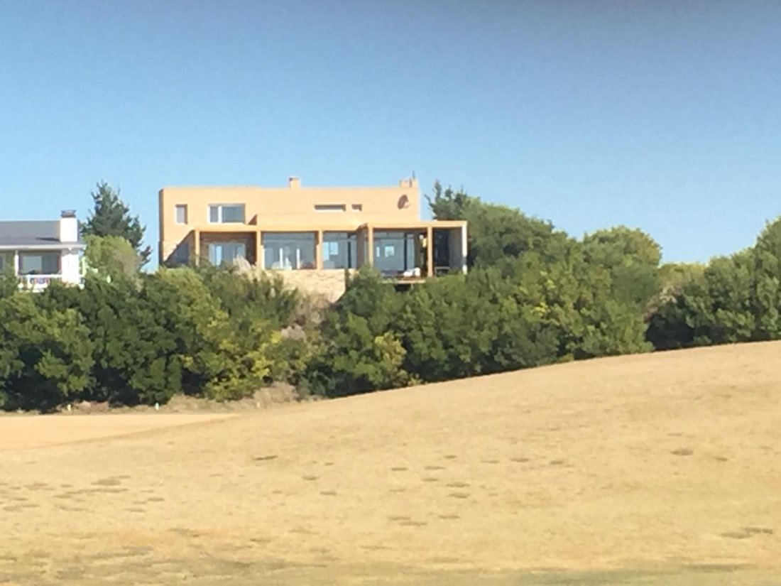 House in Pinamar, Buenos Aires Province, Argentina 1 - 18806327