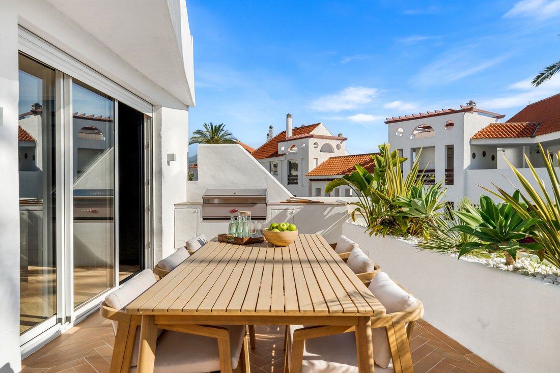 Apartamento en Playa Puerto Banús, Marbella, España 5 - 18806358