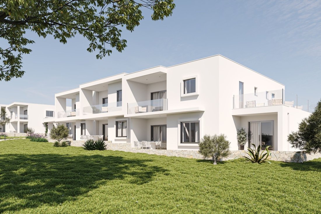 Apartment in Lagoa e Carvoeiro, Algarve, Portugal 1 - 18806264