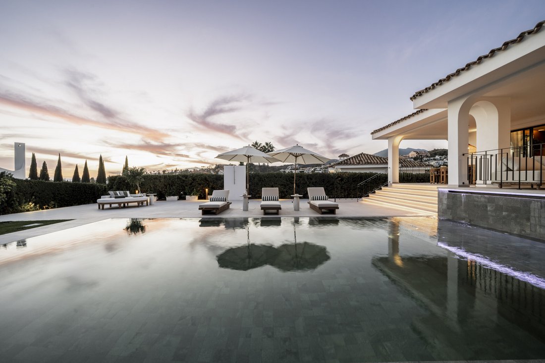 Villa en Playa Puerto Banús, Marbella, España 4 - 18806353