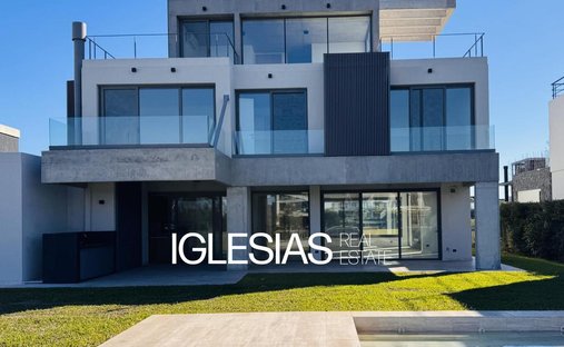 House in Tigre, Buenos Aires Province, Argentina 1