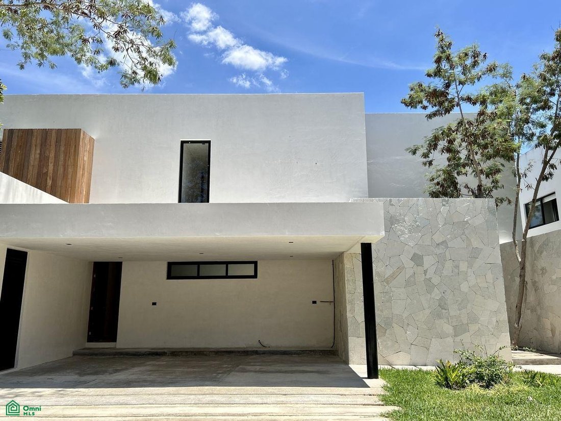 Haus in Yucatán Country Club, Yucatán, Mexiko 1 - 17706175