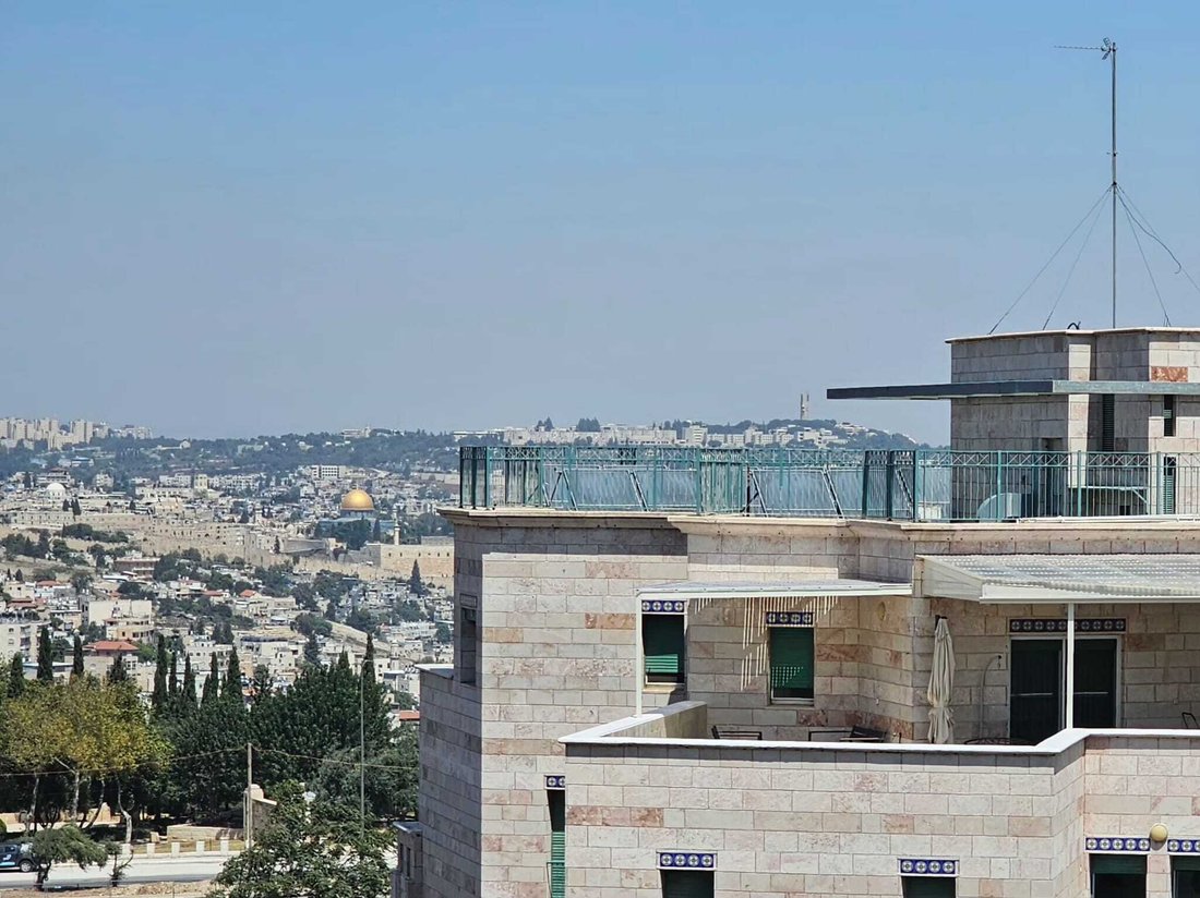 Apartment in Jerusalem, Jerusalem District, Israel 3 - 18807278