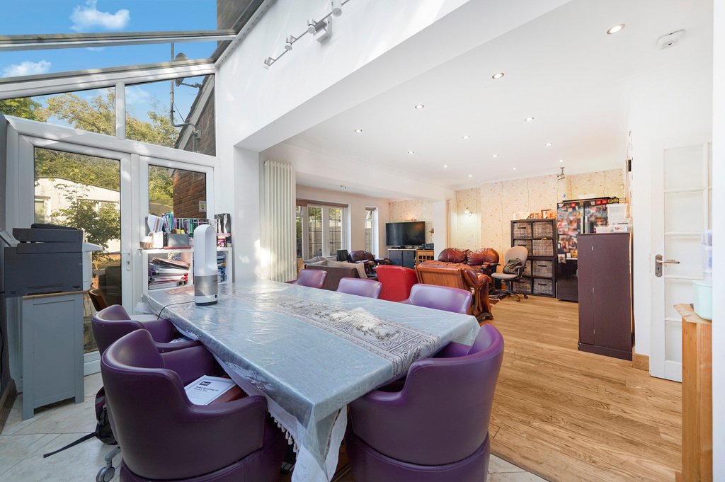 Streatham, Lambeth (Greater London), England 5 - 18808294