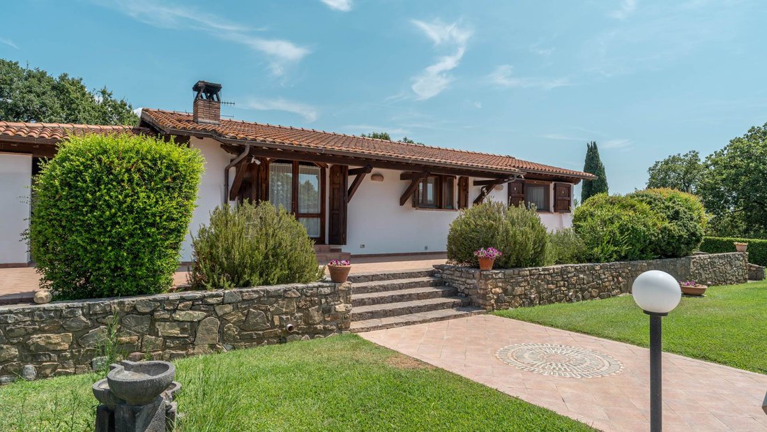 Villa in Castle of Castiglione, Castiglione della Pescaia, Tuscany 4 - 18808468