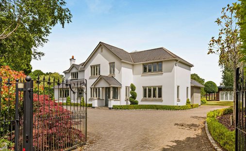House in Chobham, England 1
