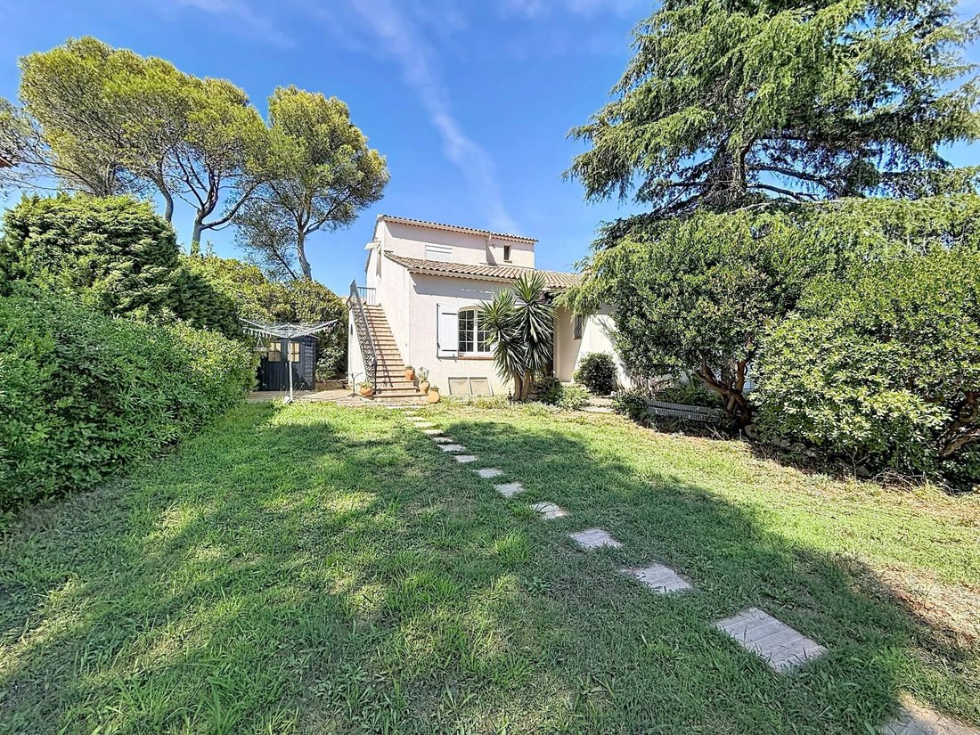 House in Frejus, Provence-Alpes-Côte d'Azur, France 3 - 18804251