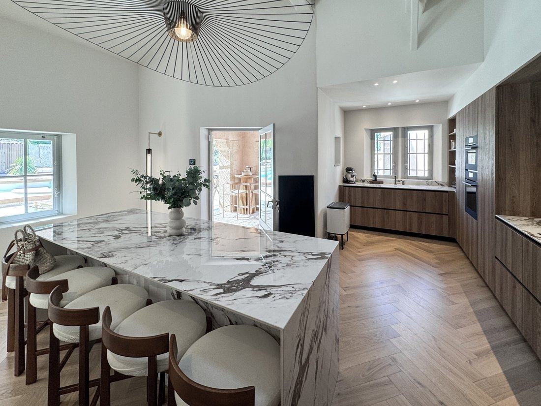 Casa en Le Tholonet, Provenza-Alpes-Costa Azul, Francia 2 - 16329246