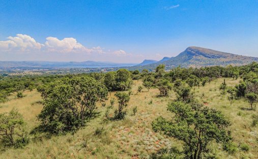 Land in Hartbeespoort, North West, South Africa 1