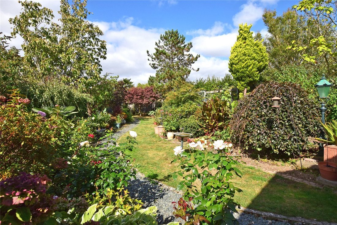Bungalow in Colyford, England 2 - 18806432