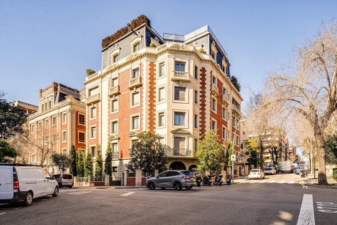Apartment in Sarrià-Sant Gervasi, Barcelona, Spain 3 - 18806659