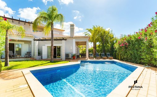 Villa in Carvoeiro, Algarve, Portugal 1
