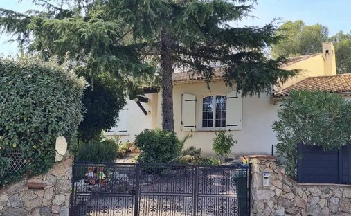 Casa en Fréjus, Provenza-Alpes-Costa Azul, Francia 1