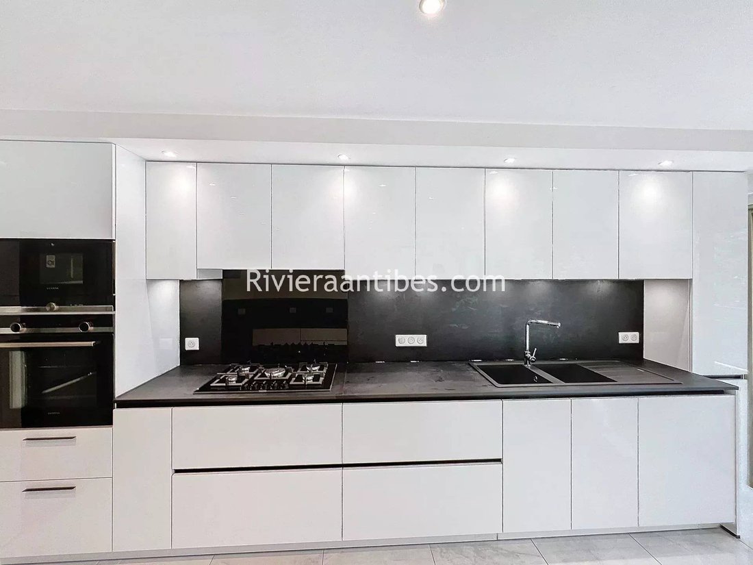 Apartamento en Vieille Ville, Antibes, Francia 3 - 15675729