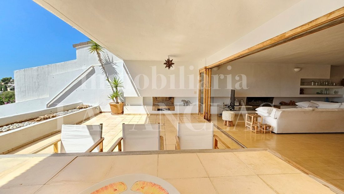 House in Santa Eularia des Riu, Balearic Islands, Spain 4 - 11848312