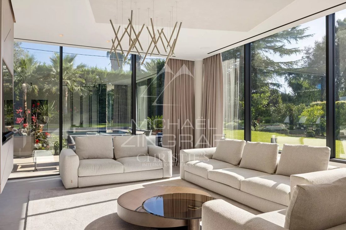 Villa in Antibes, Provence-Alpes-Côte d'Azur, Frankreich 3 - 18806407