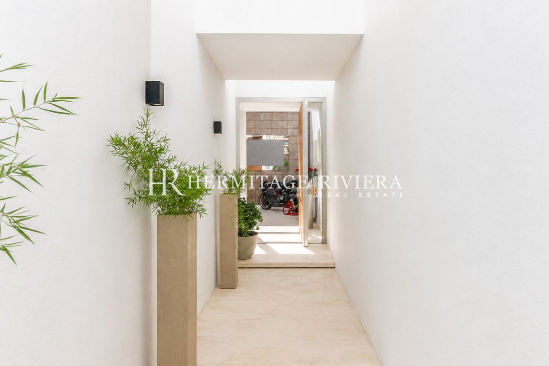 Villa in Èze, Provence-Alpes-Côte d'Azur, France 5 - 18807038